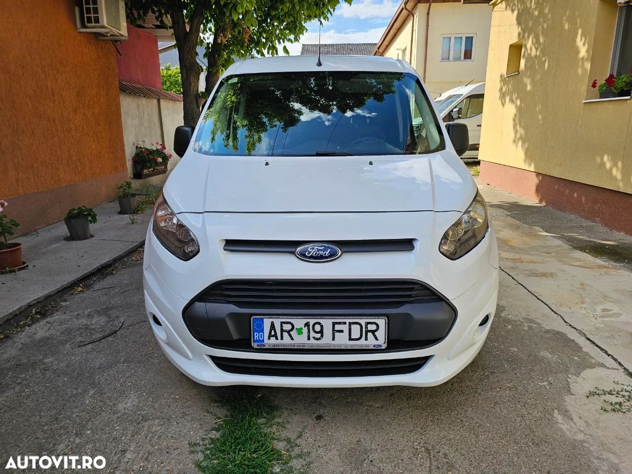 Ford Transit Connect - 1