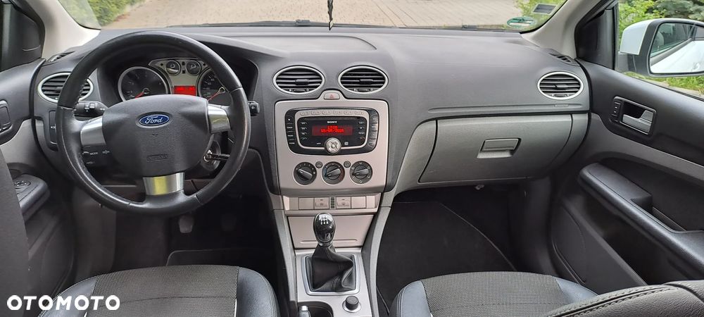 Ford Focus 1.8 White Magic - 20