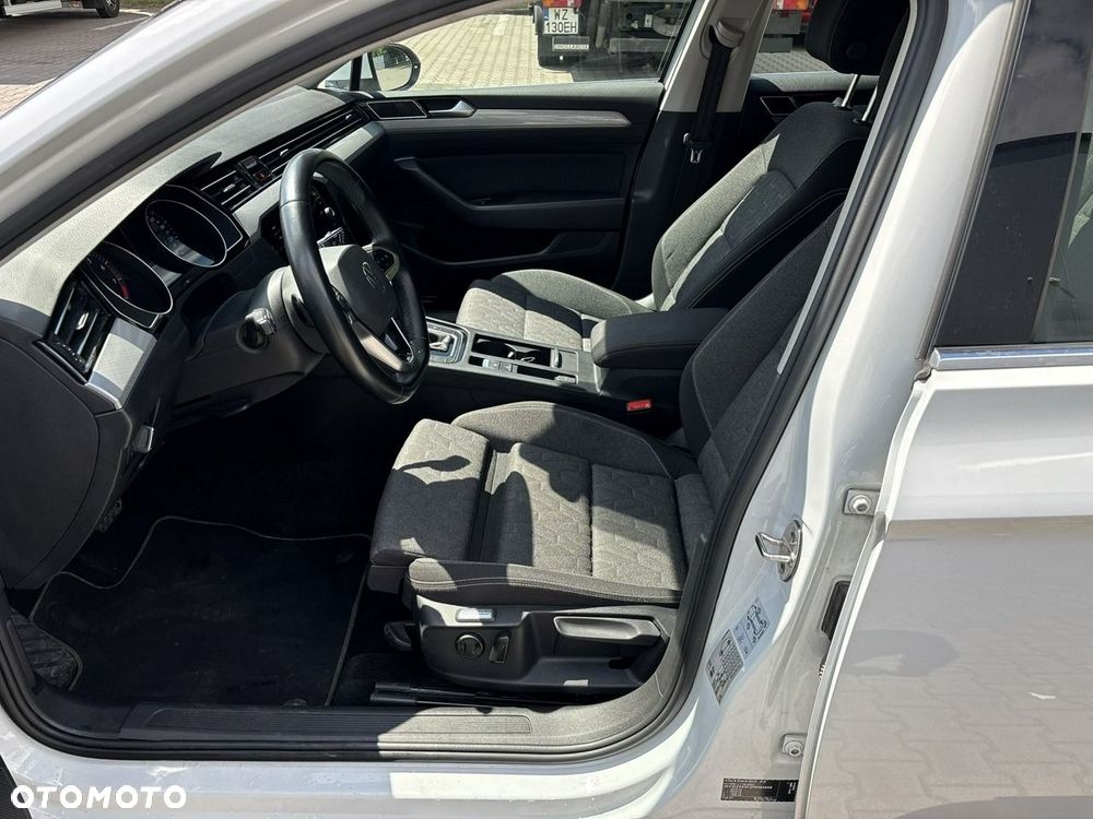 Volkswagen Passat 1.5 TSI EVO Business DSG - 11
