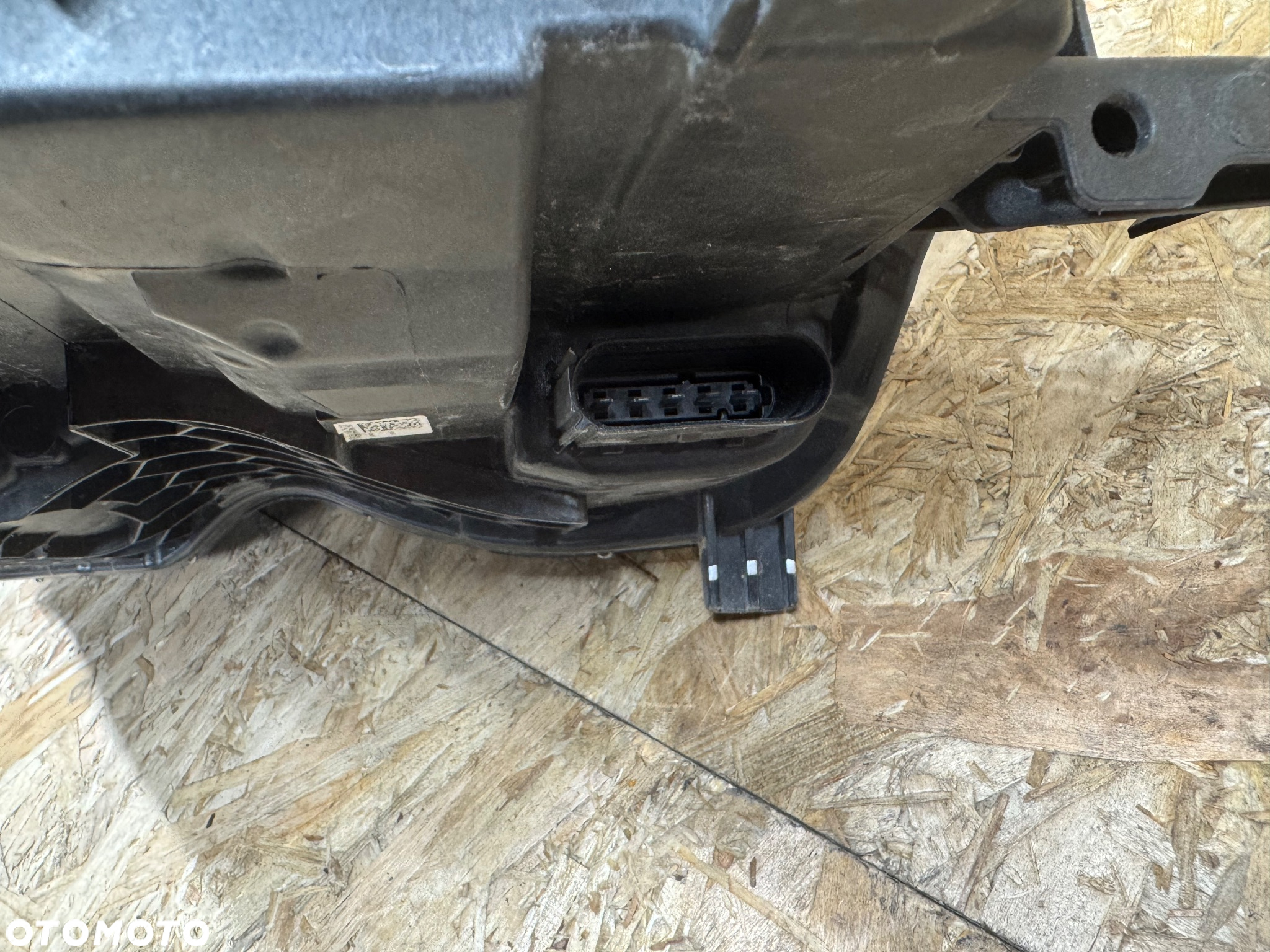 Przednia prawa lampa Volvo s60 II - 5