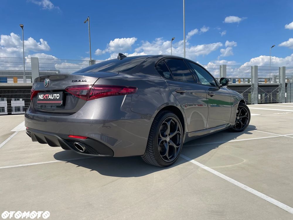 Alfa Romeo Giulia 2.0 Turbo Veloce Q4 - 10
