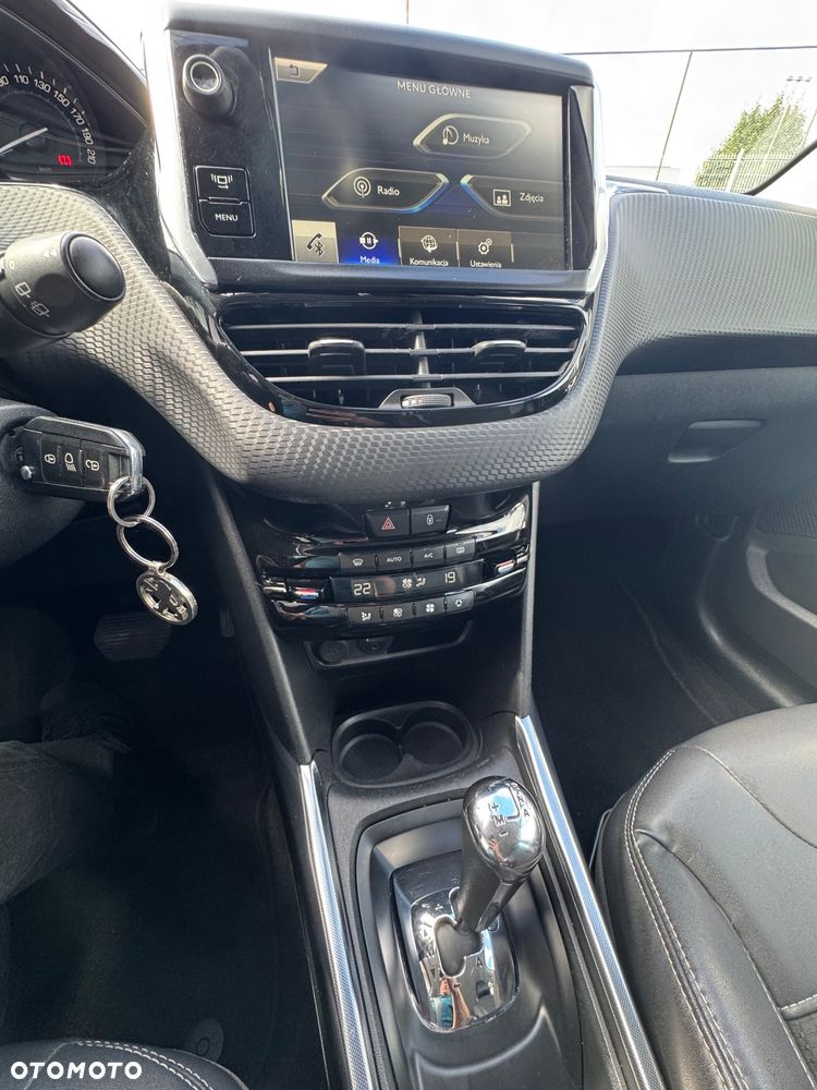 Peugeot 2008 PureTech 82 ETG5 STOP&START Allure - 13