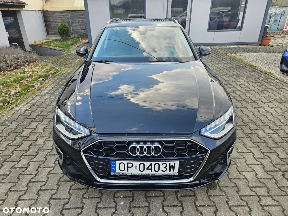 Audi A4 Avant 40 TFSI S tronic - 2