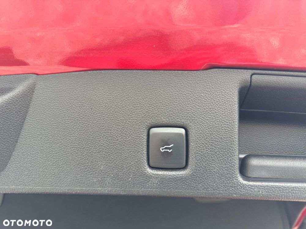 Ford Kuga 2.5 Duratec FHEV ST-LINE - 26