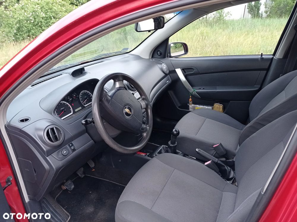 Chevrolet Aveo 1.2 16V Base - 5