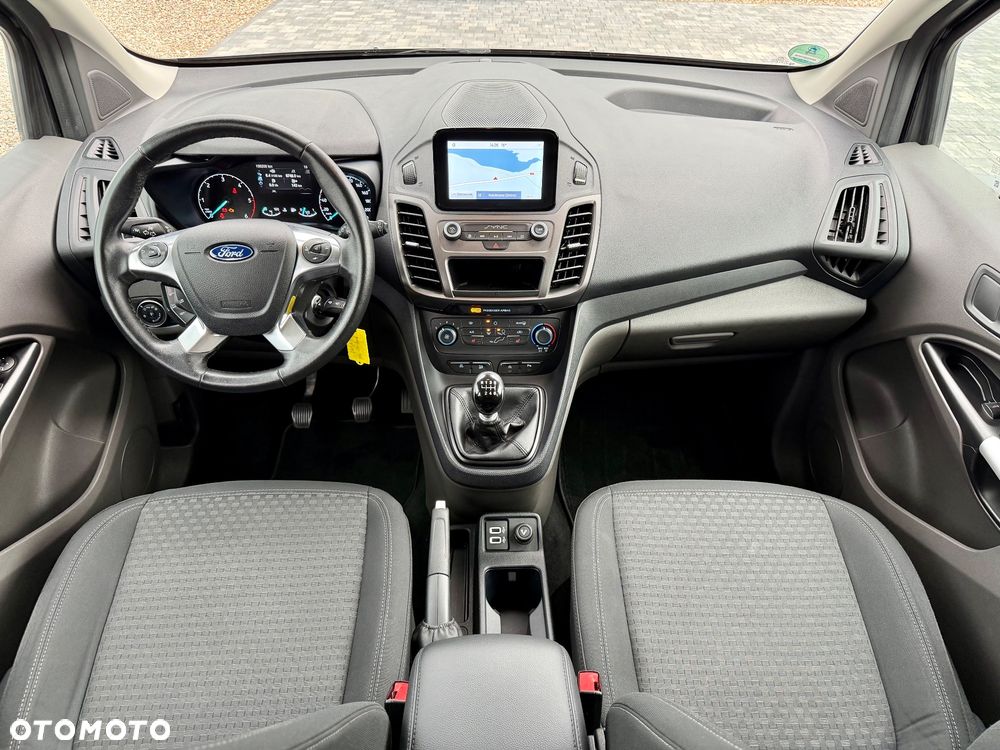 Ford Tourneo Connect Grand - 20