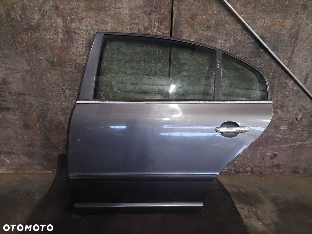 DRZWI KOMPLETNE LEWY TYŁ SKODA SUPERB I SEDAN 9152 - 1