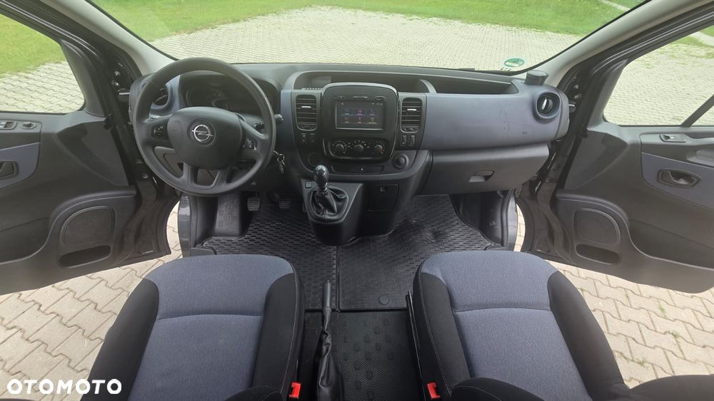 Opel Vivaro - 13