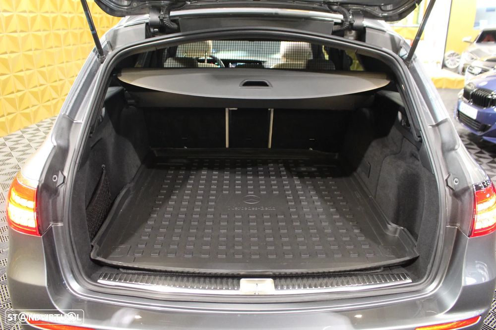 Mercedes-Benz E 53 AMG 4Matic+ - 24