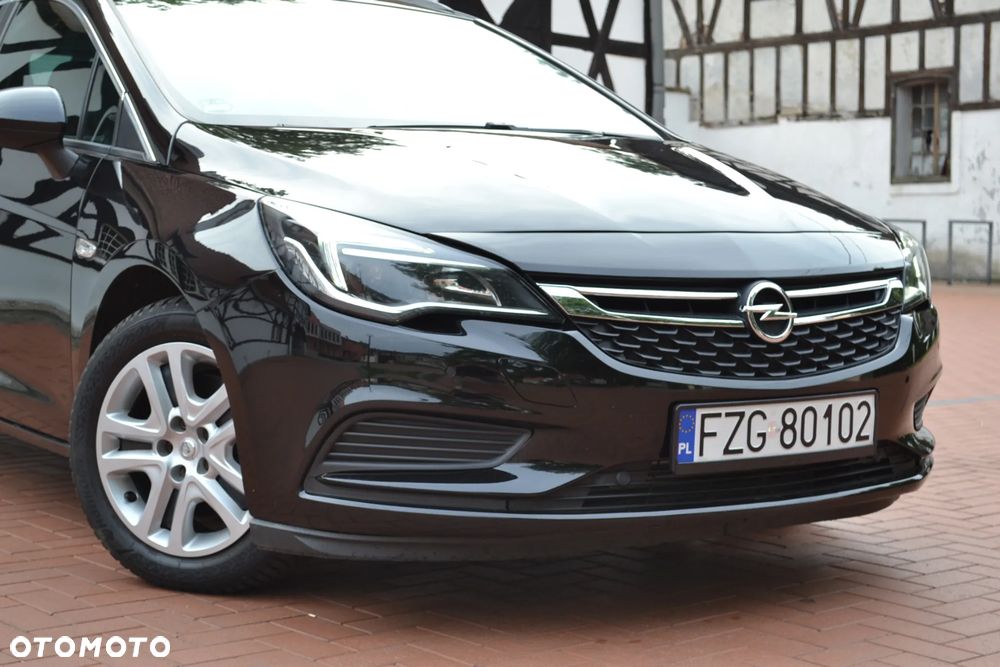 Opel Astra 1.6 CDTI Elite S&S - 6