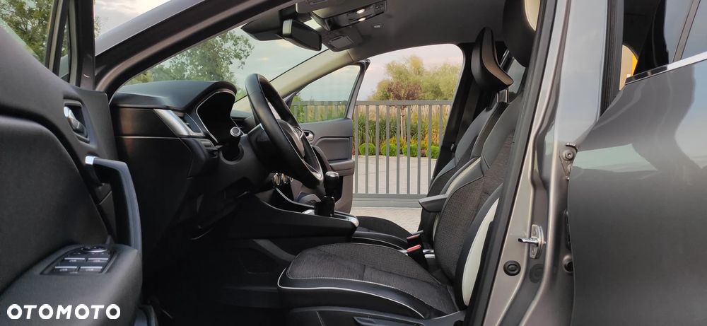 Renault Captur TCe 100 BUSINESS EDITION - 17