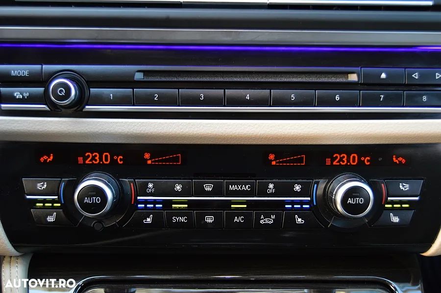 BMW Seria 5 520d xDrive Aut. Luxury Line - 25