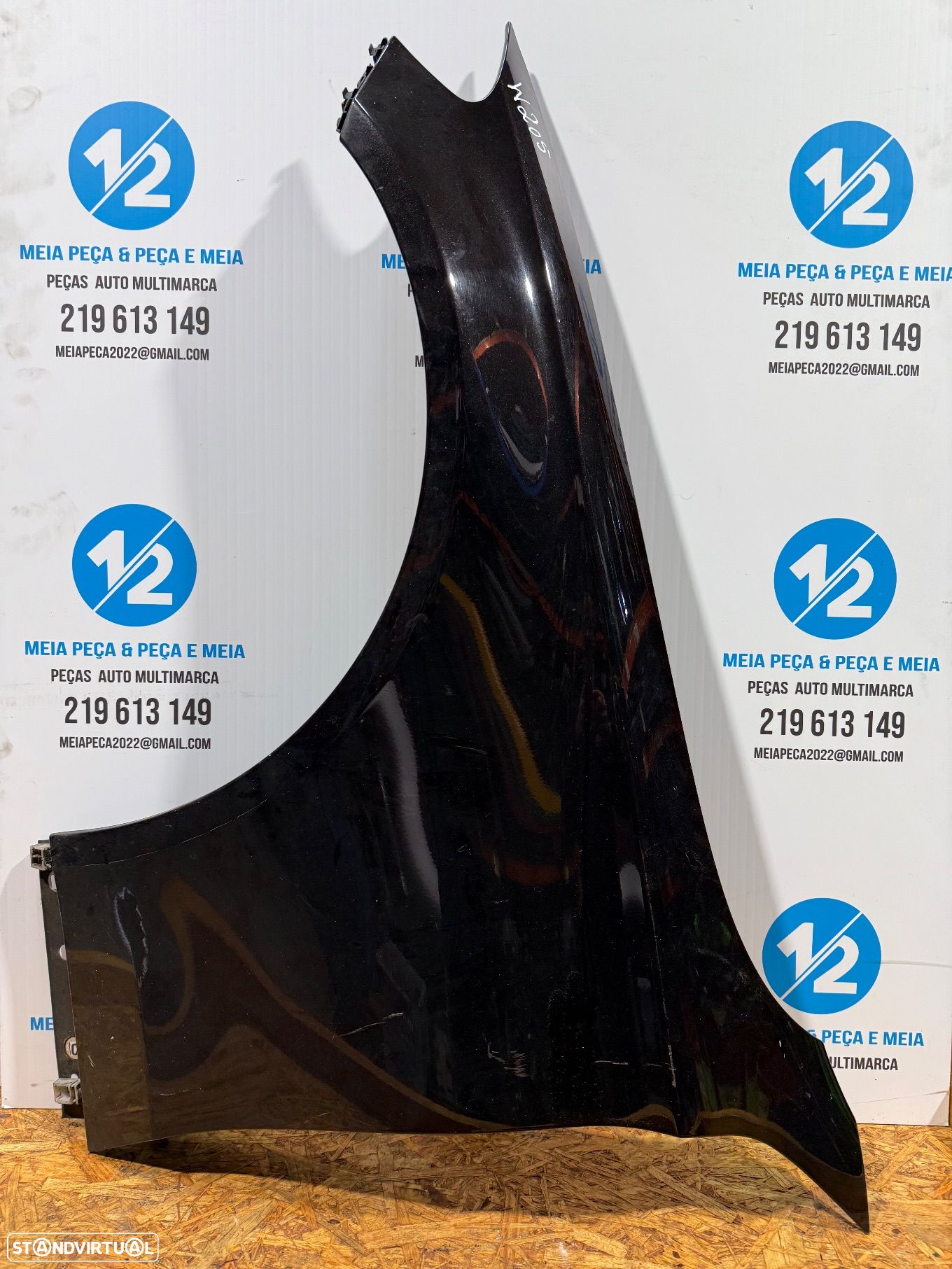 Guarda lamas esquerdo Mercedes W205 - 1