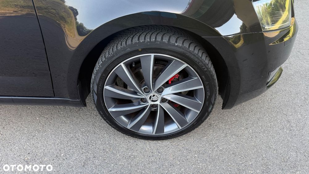Skoda Octavia 2.0 TDI DSG Clever - 37