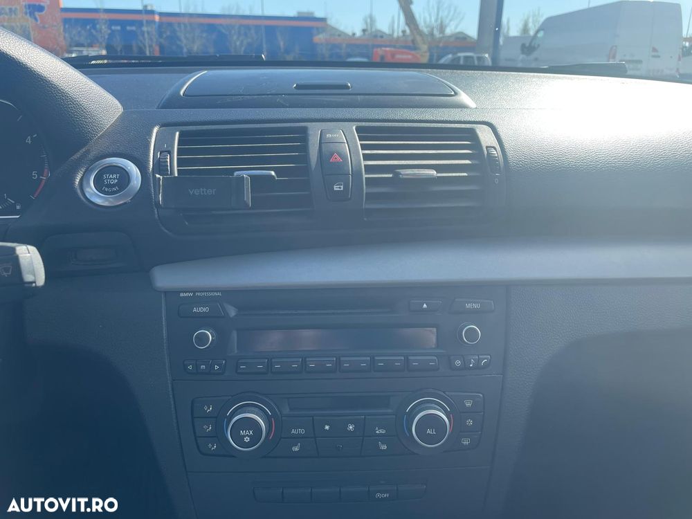 BMW Seria 1 118d - 20