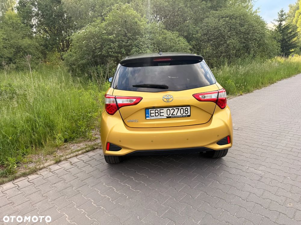 Toyota Yaris - 10