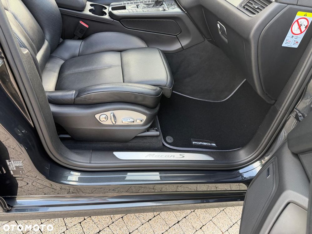 Porsche Macan S - 15