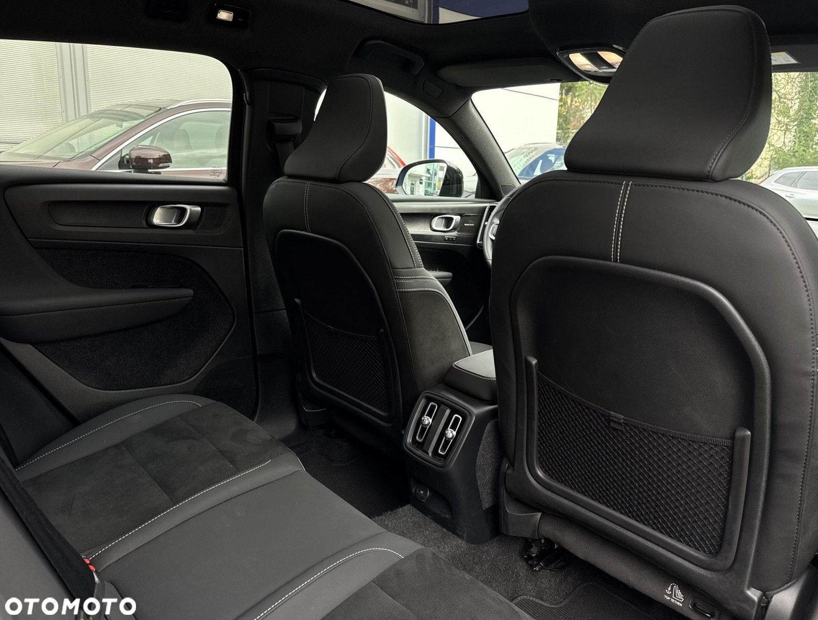 Volvo C40 - 28
