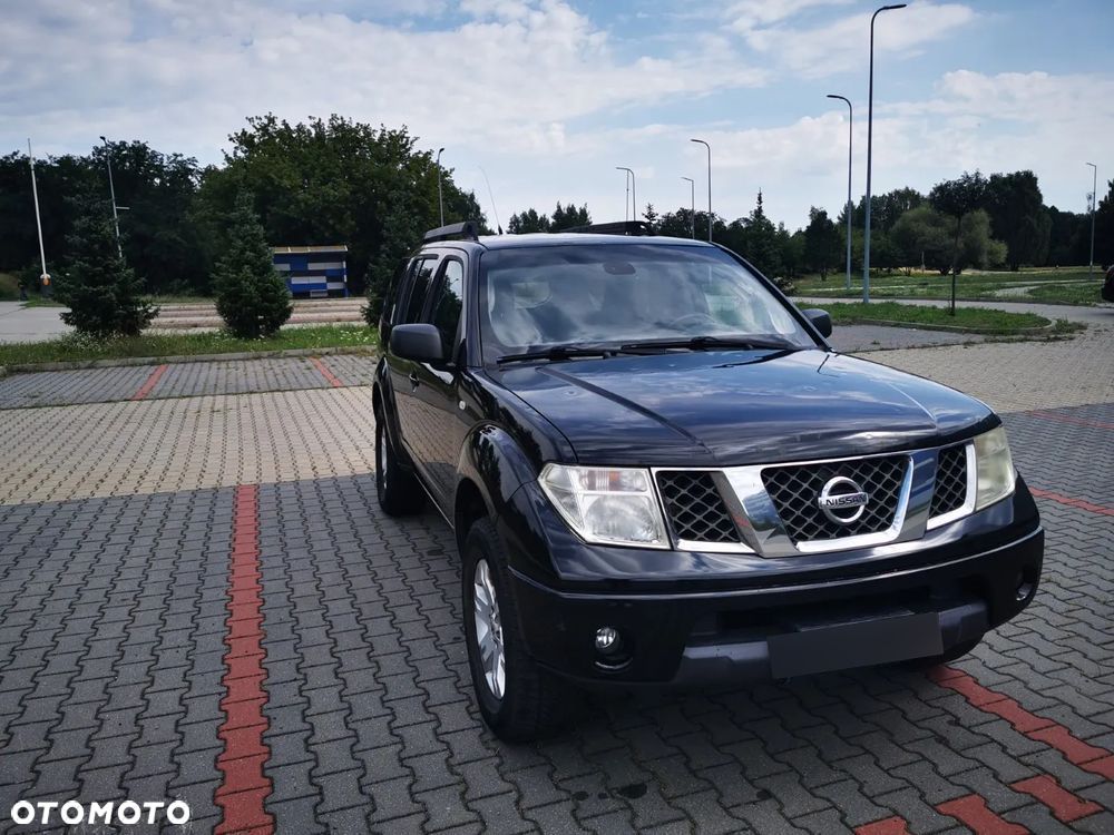 Nissan Pathfinder 2.5 DCi Comfort / XE - 2