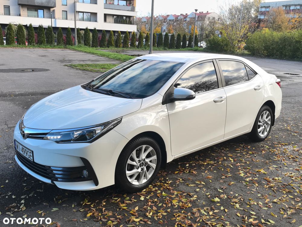 Toyota Corolla 1.6 Comfort - 1