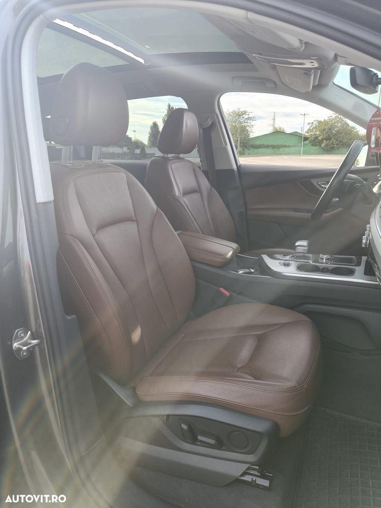 Audi Q7 - 35