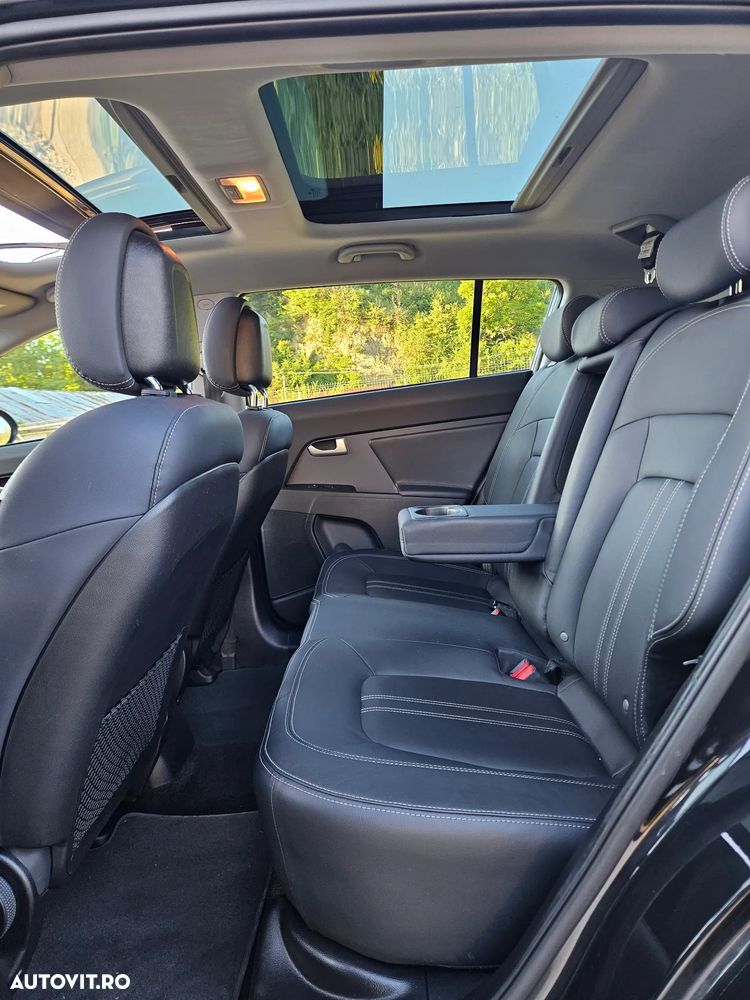 Kia Sportage - 16
