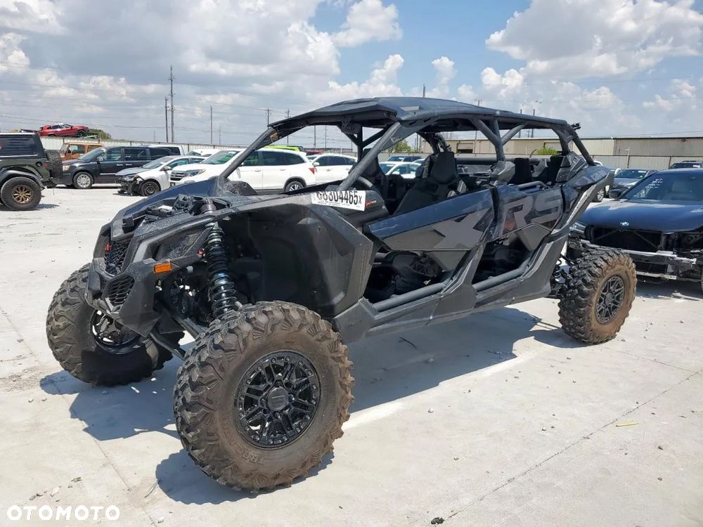 Can-Am Maverick - 34