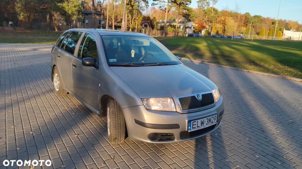 Skoda Fabia 1.4 16V Active - 23