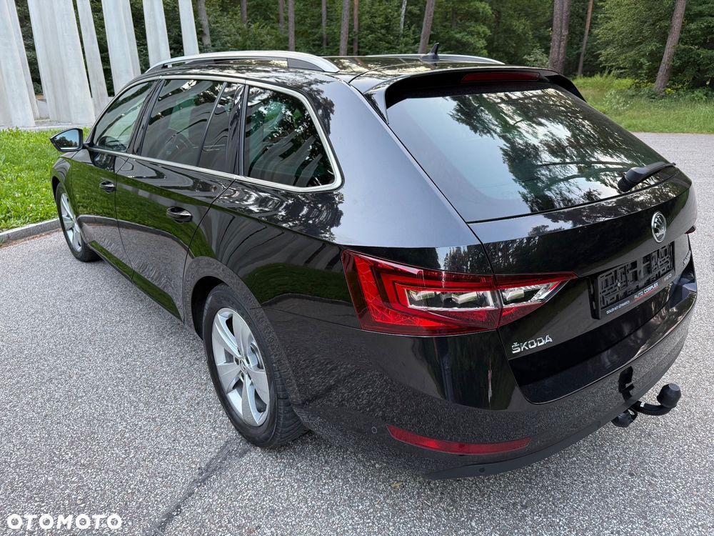 Skoda Superb 2.0 TDI DSG L&K - 14