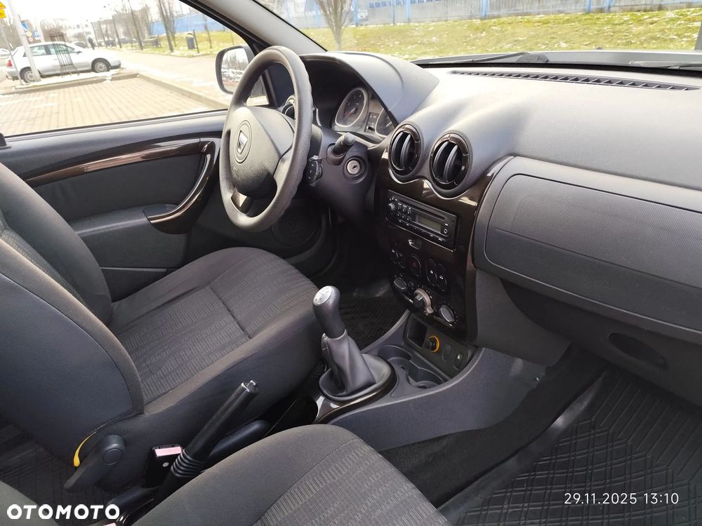 Dacia Duster 1.6 - 18