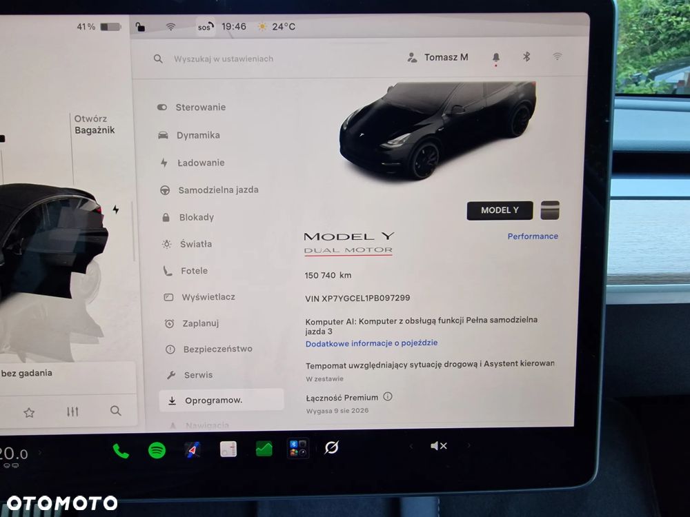 Tesla Model Y Performance AWD - 18