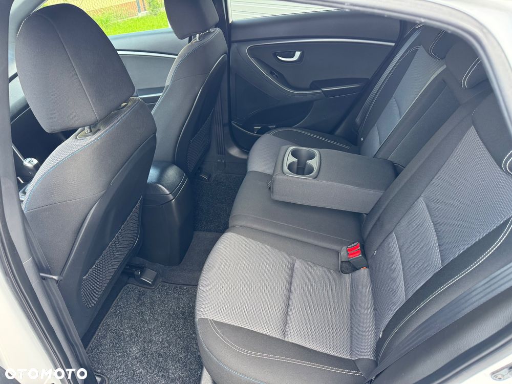 Hyundai i30 1.4 Premium - 23