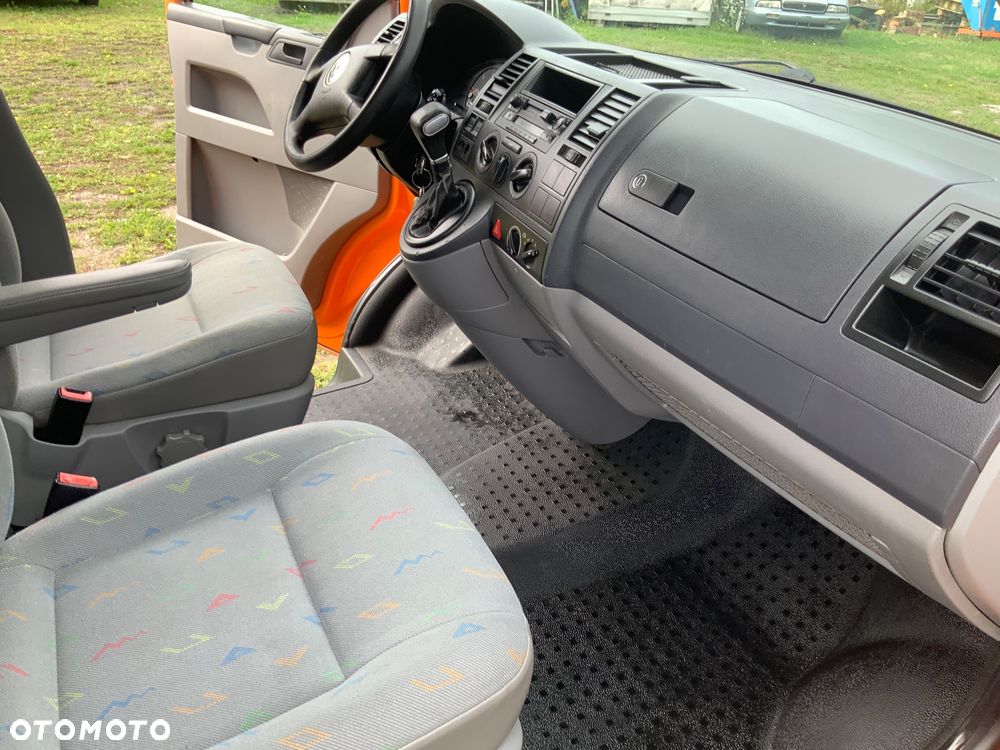 Volkswagen Transporter Multivan Twenty Autm - 18
