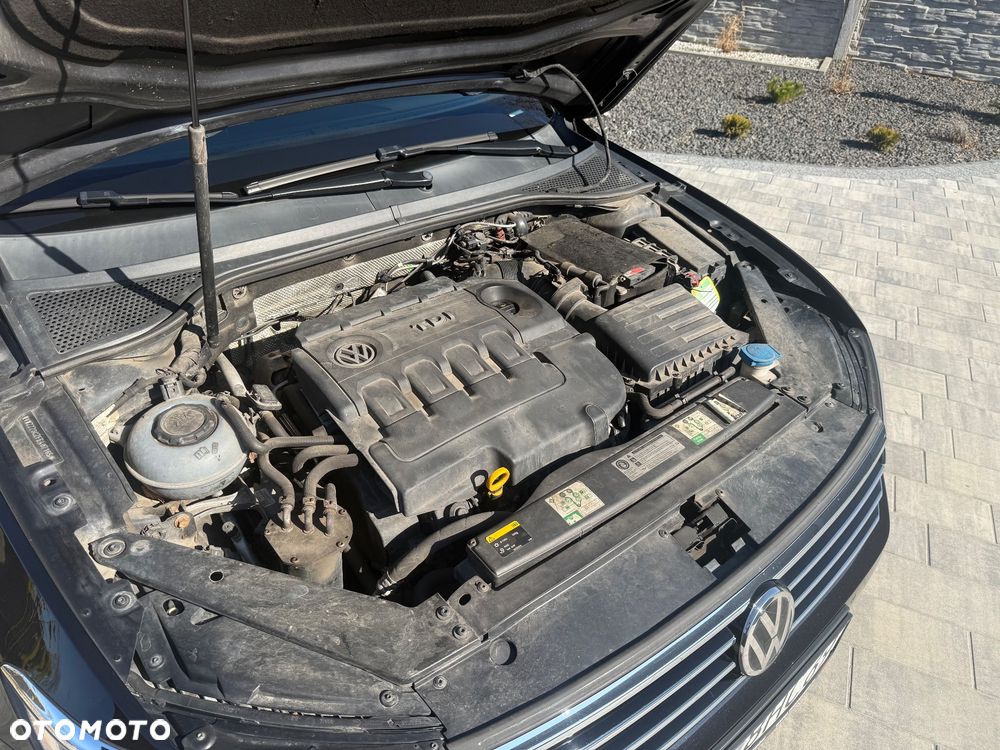 Volkswagen Passat 2.0 TDI SCR Comfortline DSG - 14