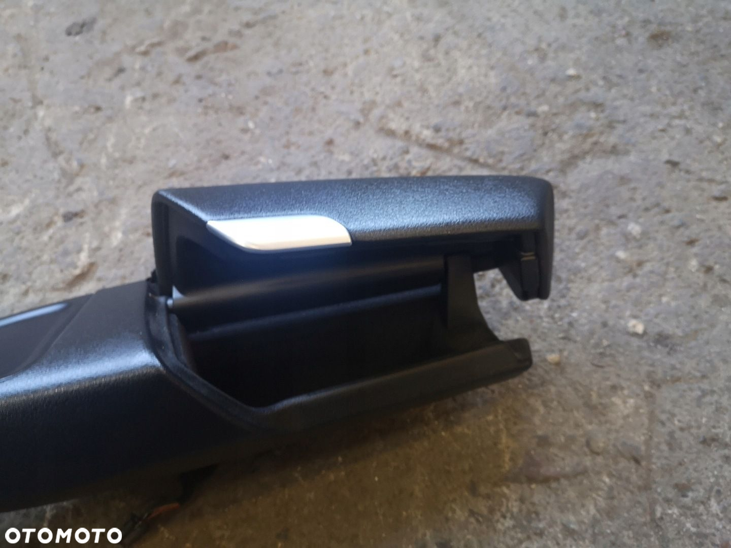 AUDI A8 D4 PODŁOKIETNIK DRZWI TYŁ PRAWY 4H0867364 - 15