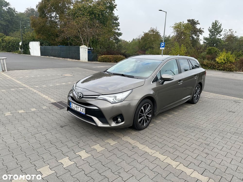 Toyota Avensis 1.8 Premium - 27