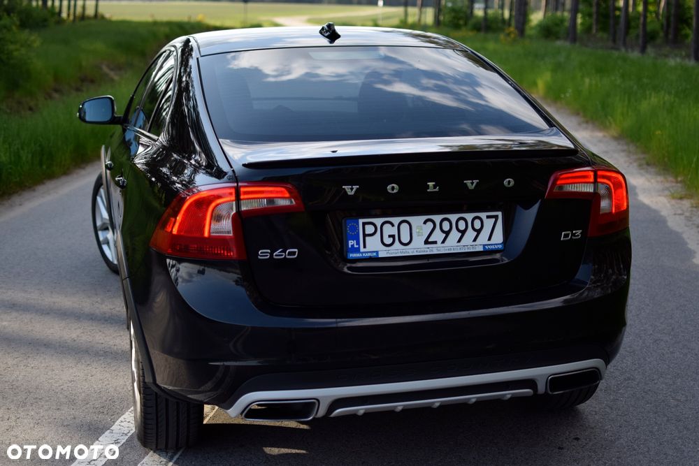 Volvo S60 D3 Drive-E Momentum - 9