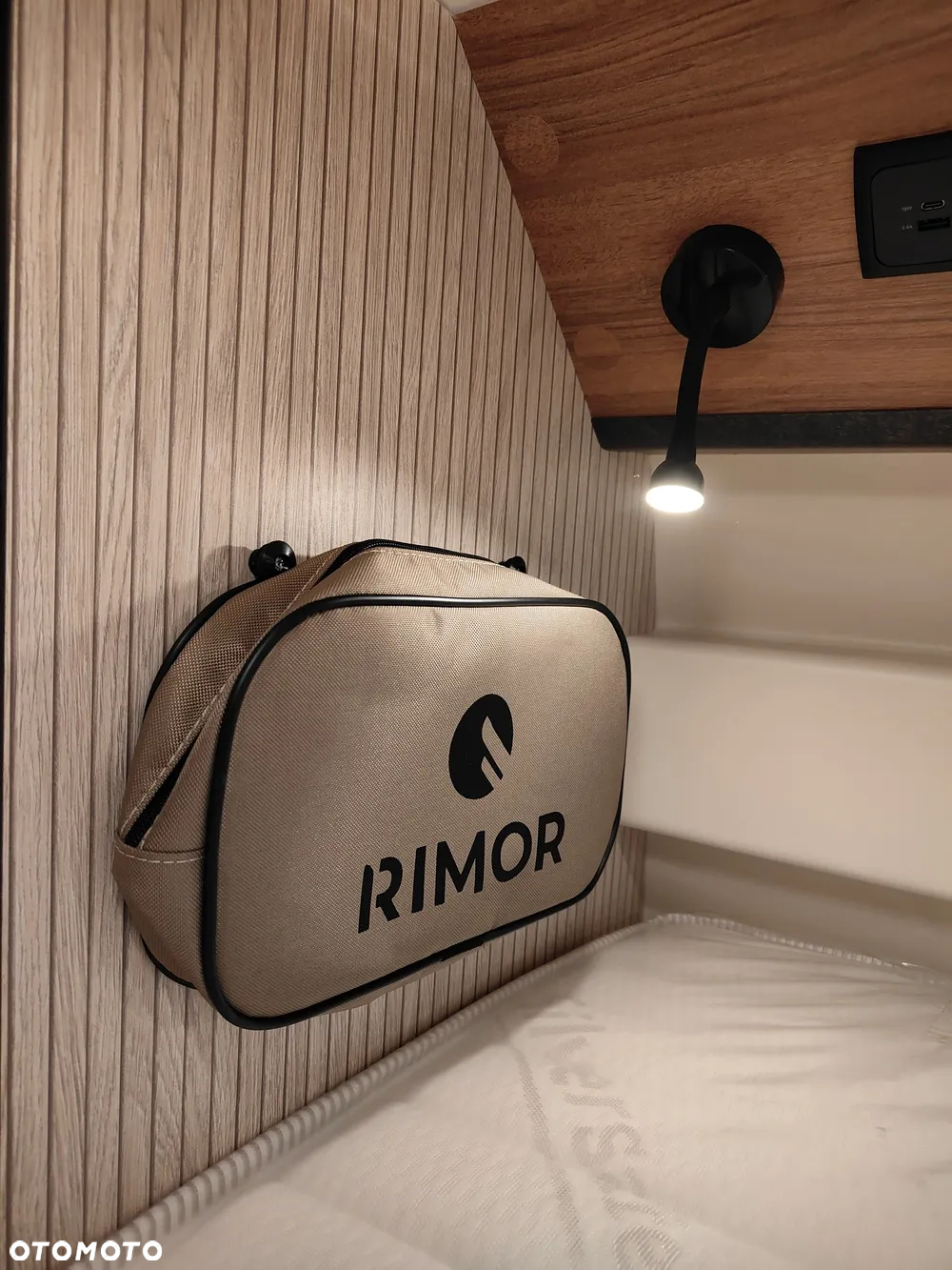 Rimor Horus 45 NOWY AUTOMAT Szary Truma Diesel Lampy FULL LED FV23% 4 osobowy - 15