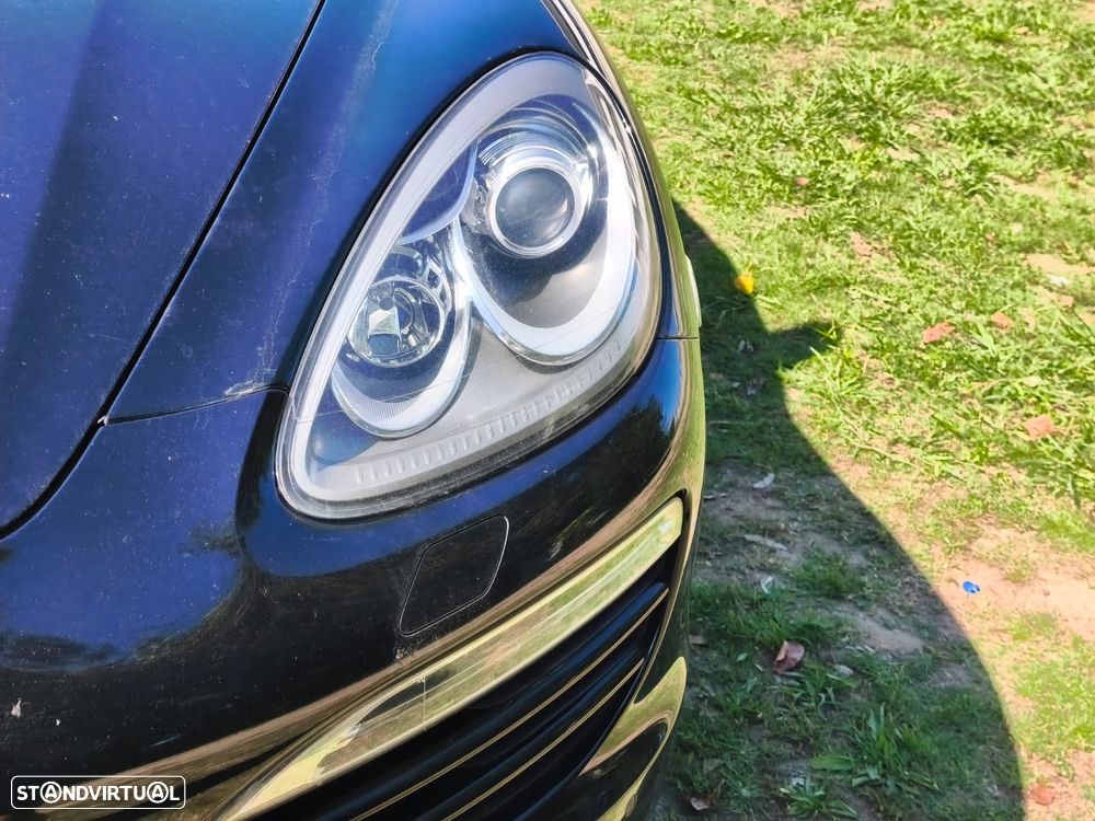 Porsche Cayenne Platinum Edition - 33
