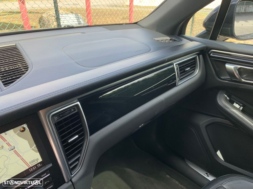 Porsche Macan S - 47