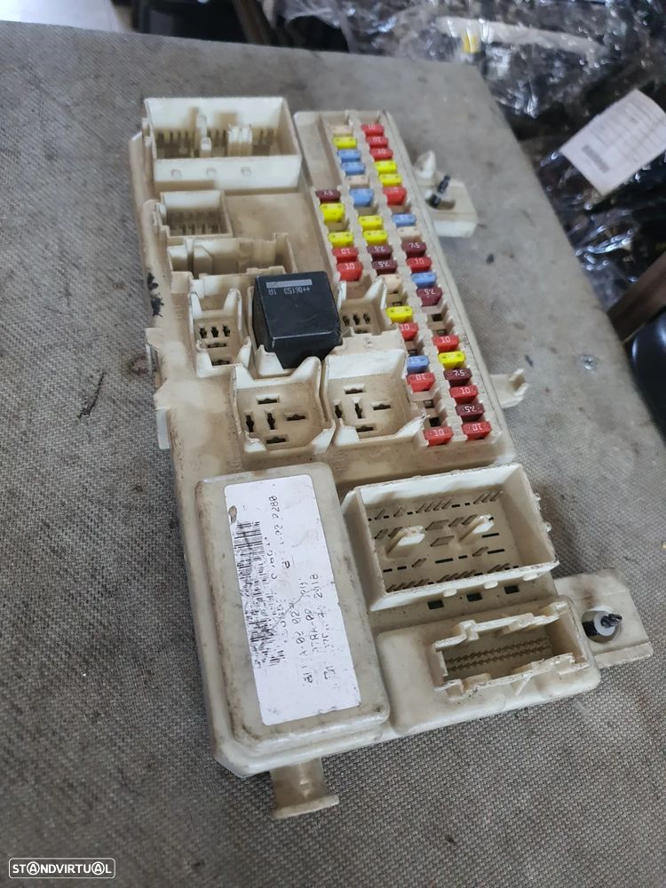 CAIXA FUSIVEIS FORD FOCUS II / 4M5T14A073DJ - 1