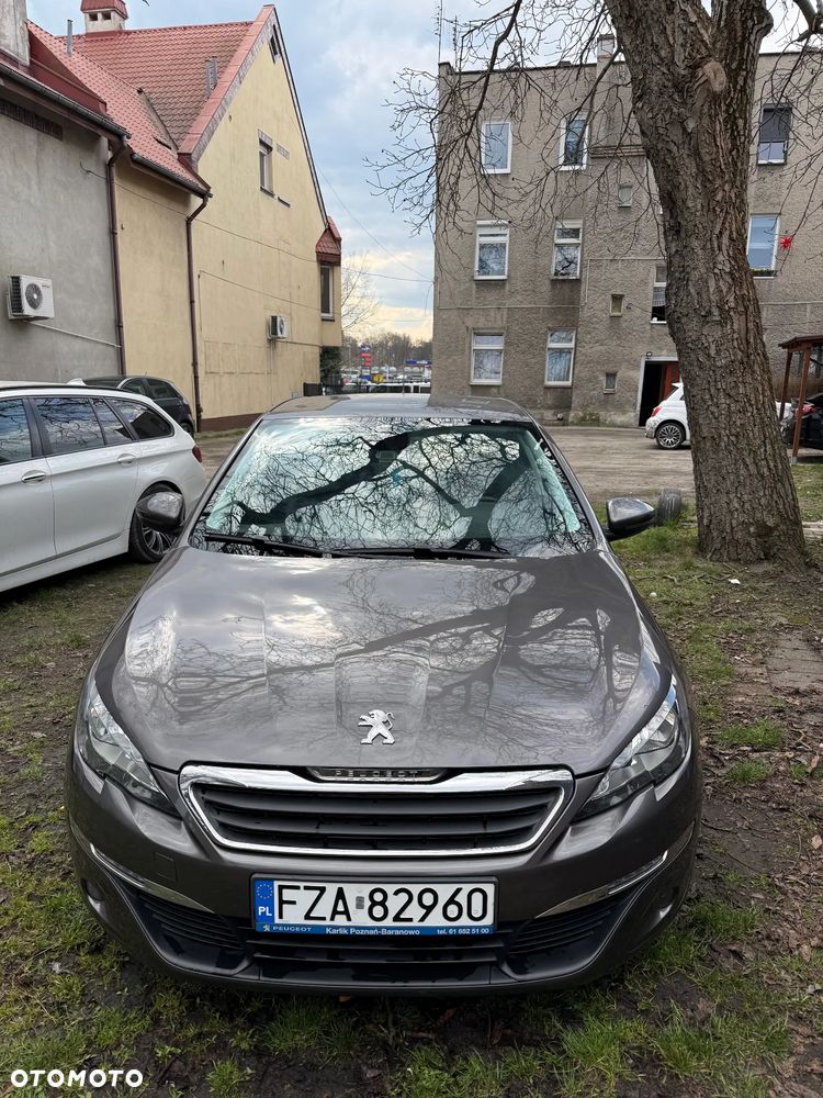 Peugeot 308 1.2 PureTech Business Line S&S - 1