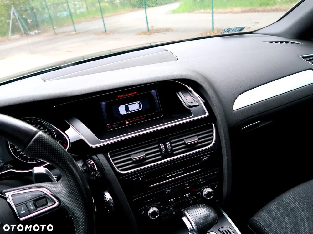 Audi A4 Avant 2.0 TDI DPF clean diesel multitronic S line Sportpaket - 32