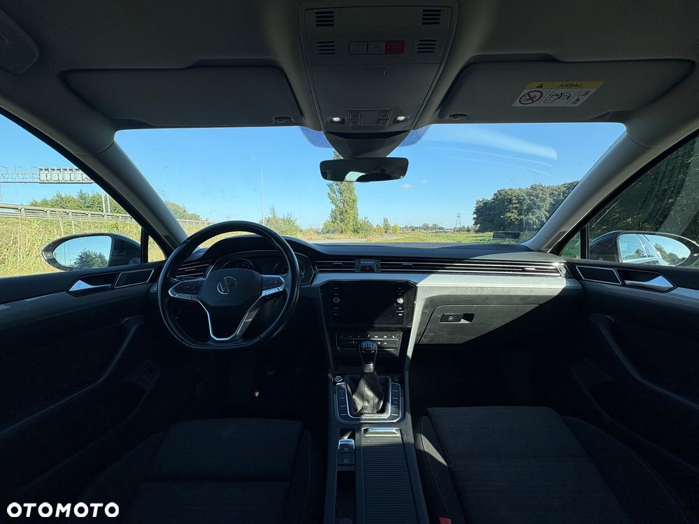 Volkswagen Passat 1.5 TSI EVO Business - 12