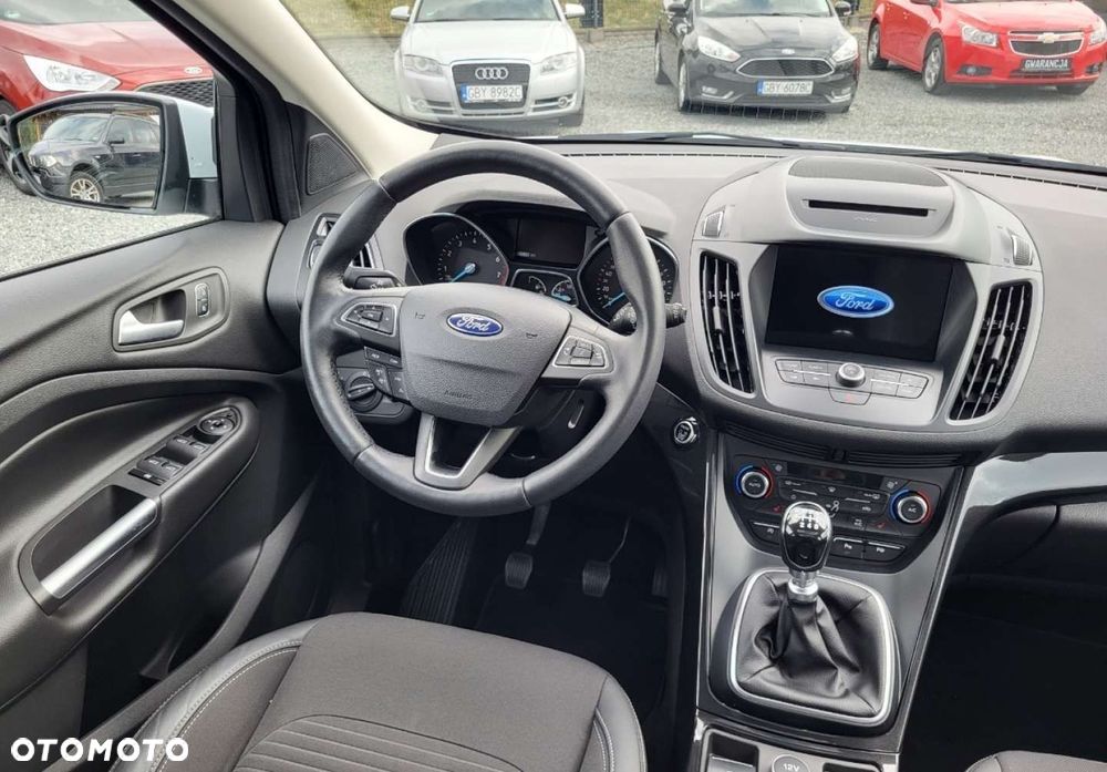 Ford Kuga - 6