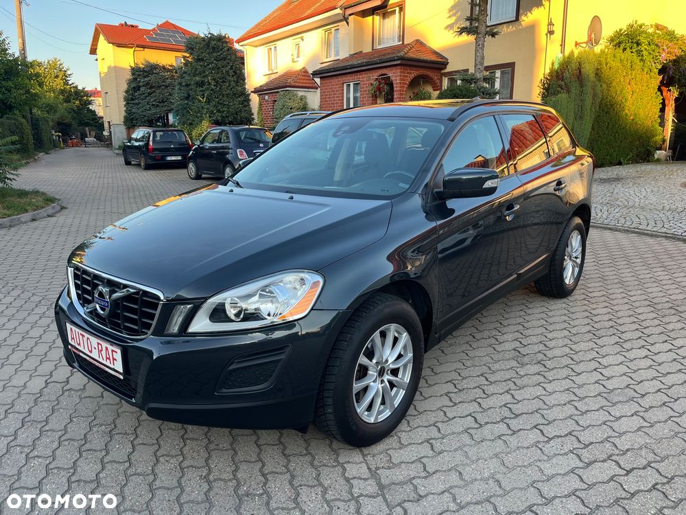Volvo XC 60 DRIVe R Design - 21