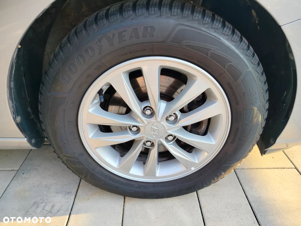 Hyundai i30 1.5 DPI Smart - 16