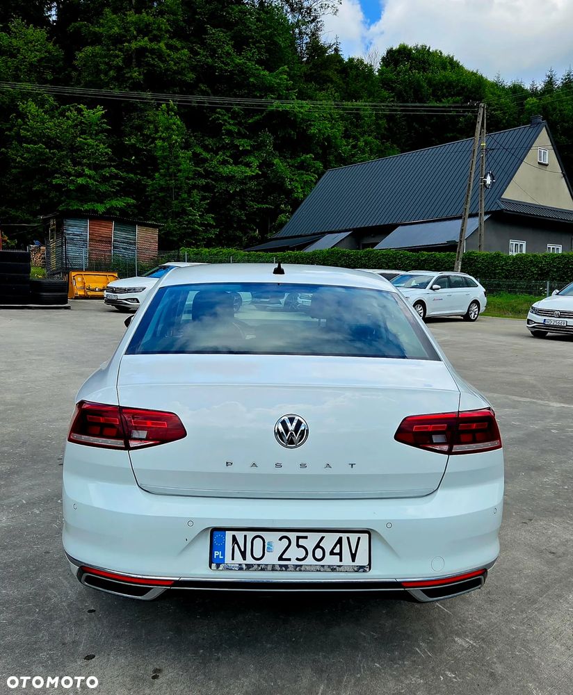 Volkswagen Passat 2.0 TDI SCR Highline DSG - 6