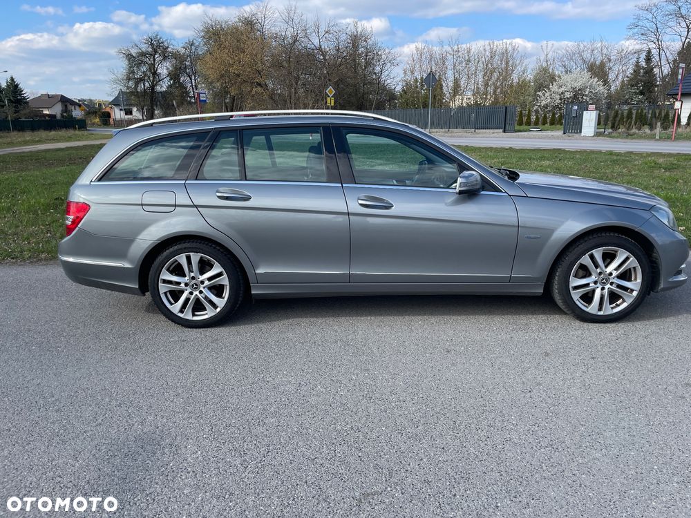 Mercedes-Benz Klasa C 180 BlueEFFICIENCY 7G-TRONIC Avantgarde - 4