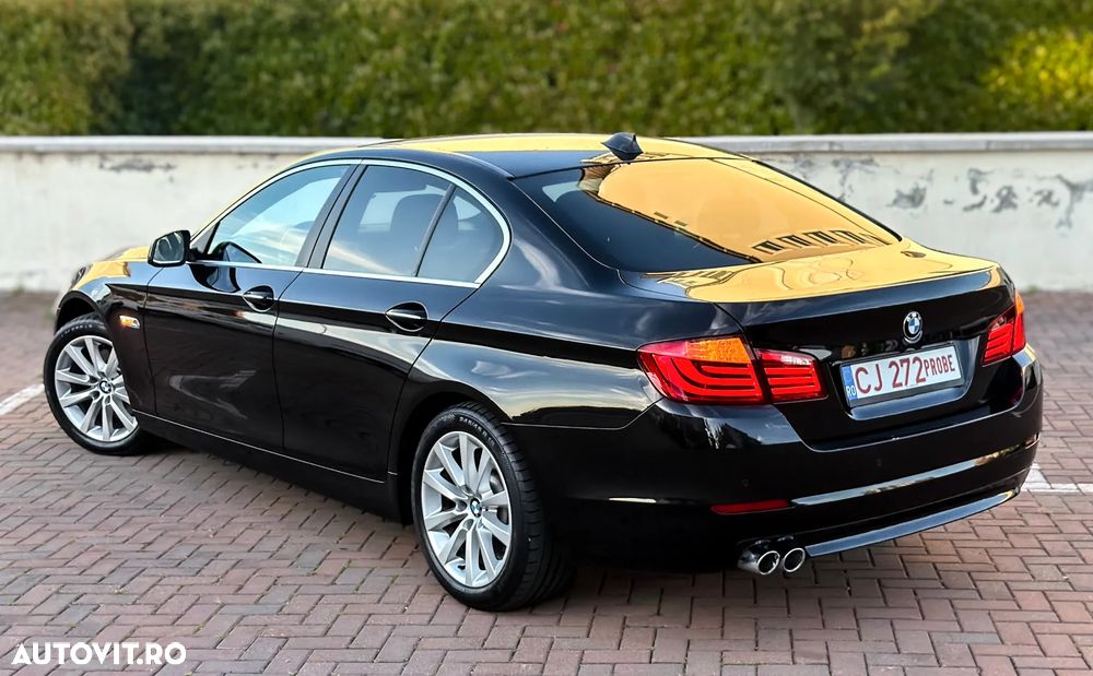 BMW Seria 5 520d Aut. - 21
